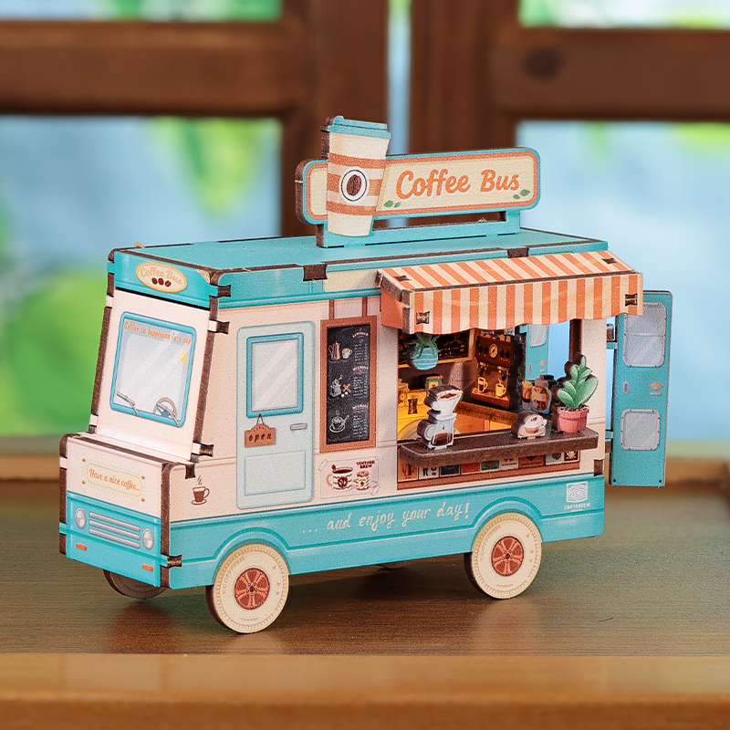 Café Bus  | Mini Book Nook