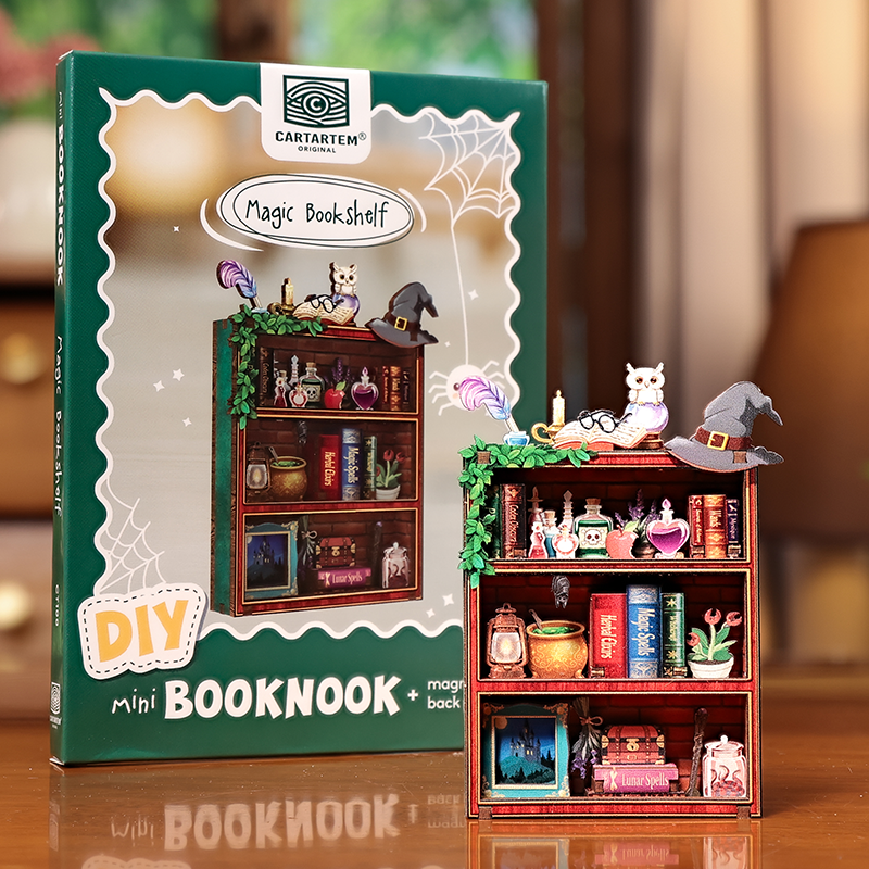 Magic Bookshelf | Mini Book Nook