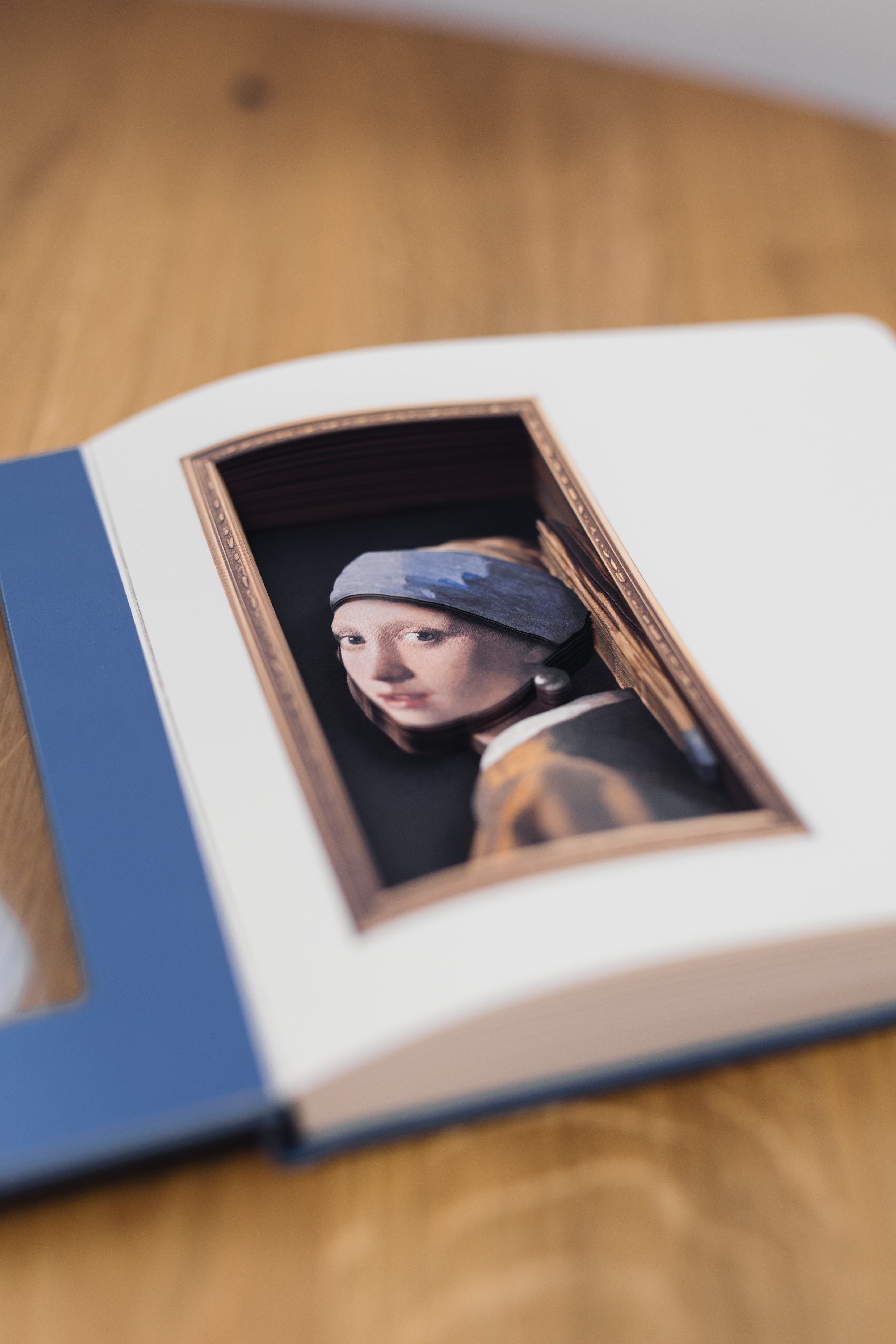 Pearl Earring | Cartartem