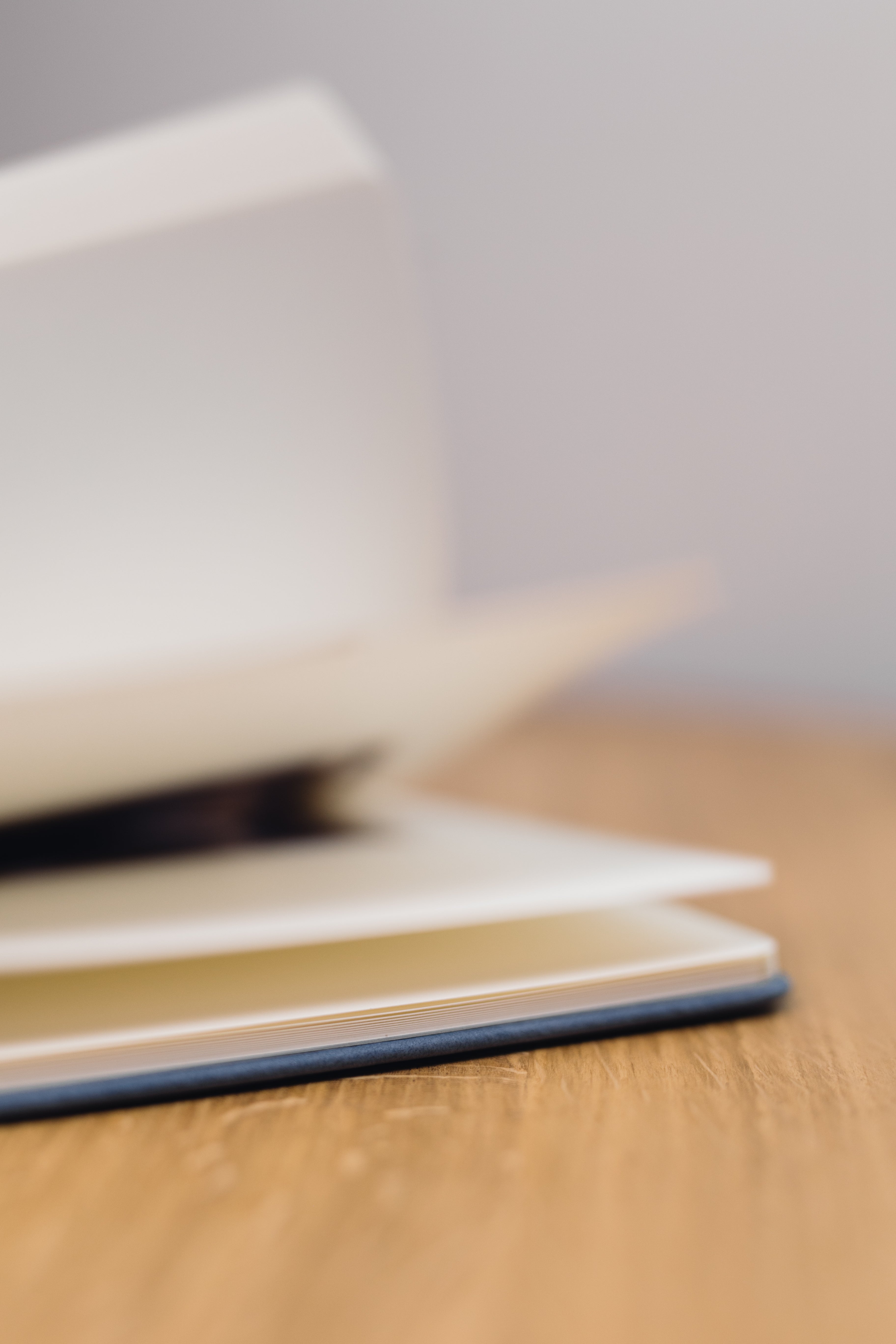 Pearl Earring | Cartartem